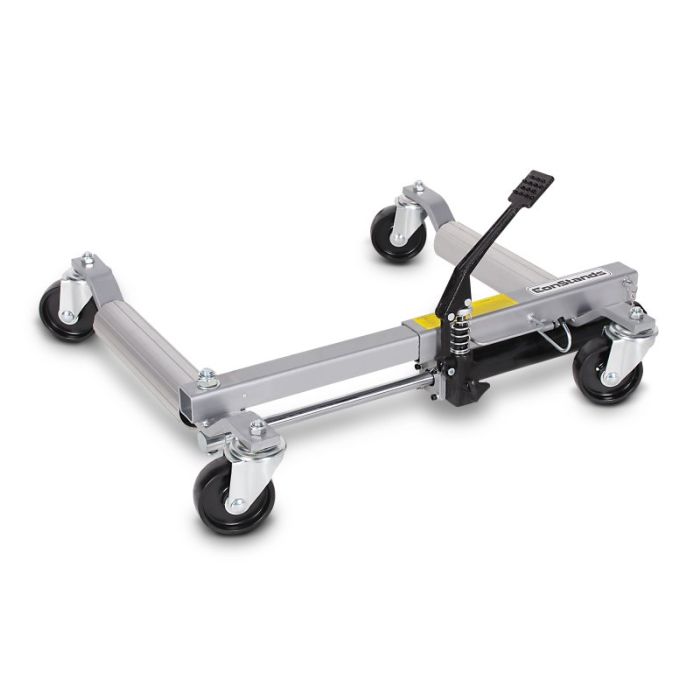 Ridicare și fixare a roții spate cu pedala integrată.