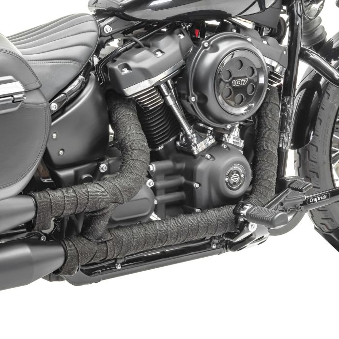 Aplicare bandă termoizolantă pe galerie motocicletă